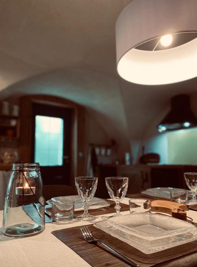 La Suite Lou Le Noyer  Exteriör bild