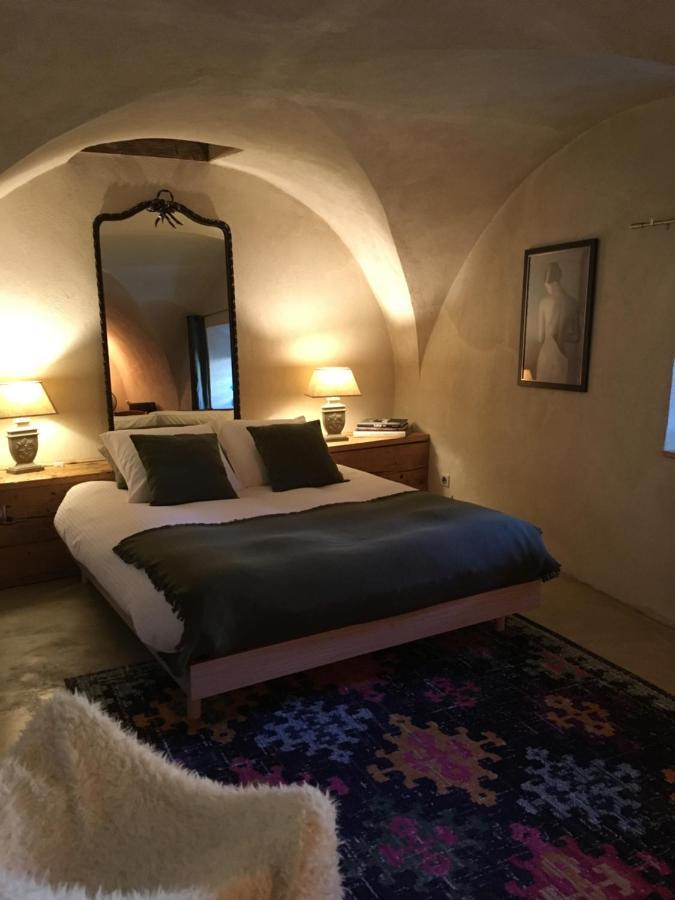 La Suite Lou Le Noyer  Exteriör bild