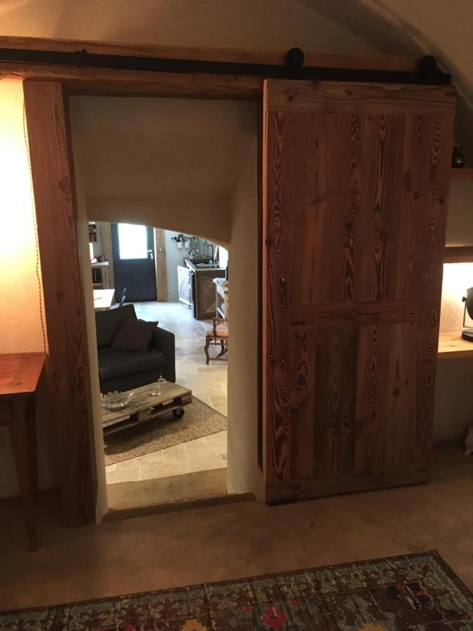 La Suite Lou Le Noyer  Exteriör bild