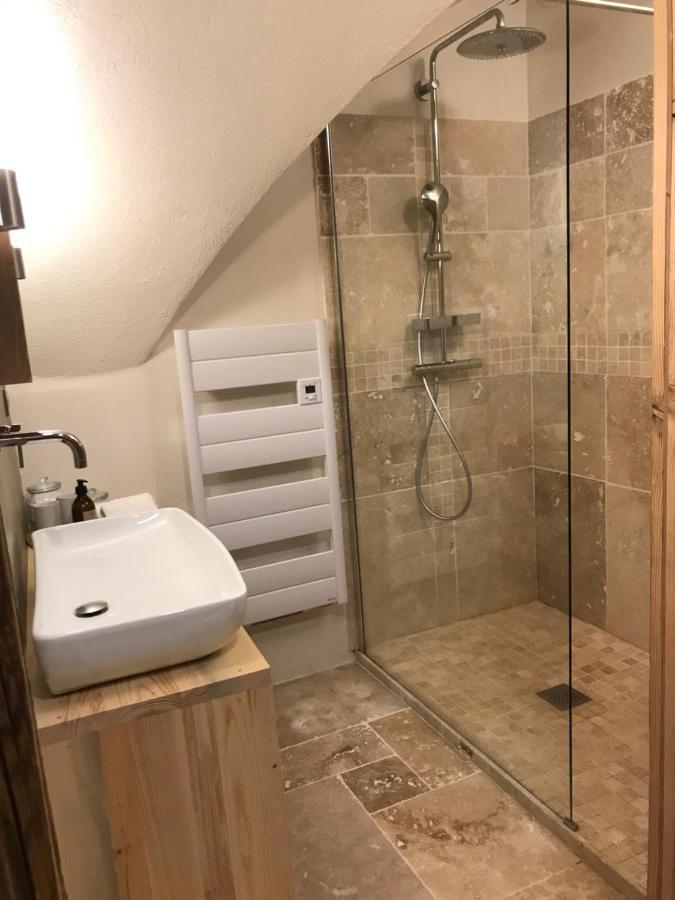 La Suite Lou Le Noyer  Exteriör bild